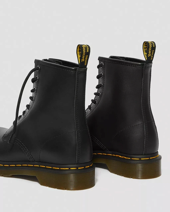 Ботинки женские Dr. Martens 1460 Women's Nappa Leather Lace Up Boots