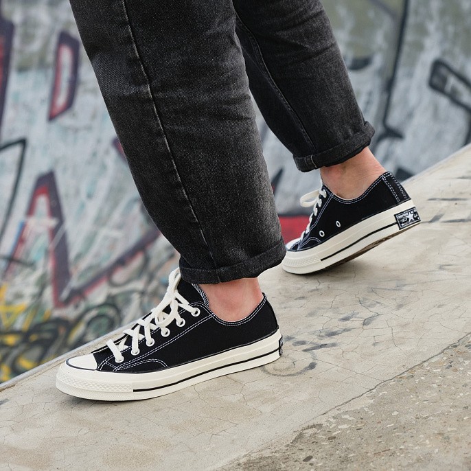 Кеды унисекс Converse Chuck 70 Classic Low-Top Black/Black/Egret