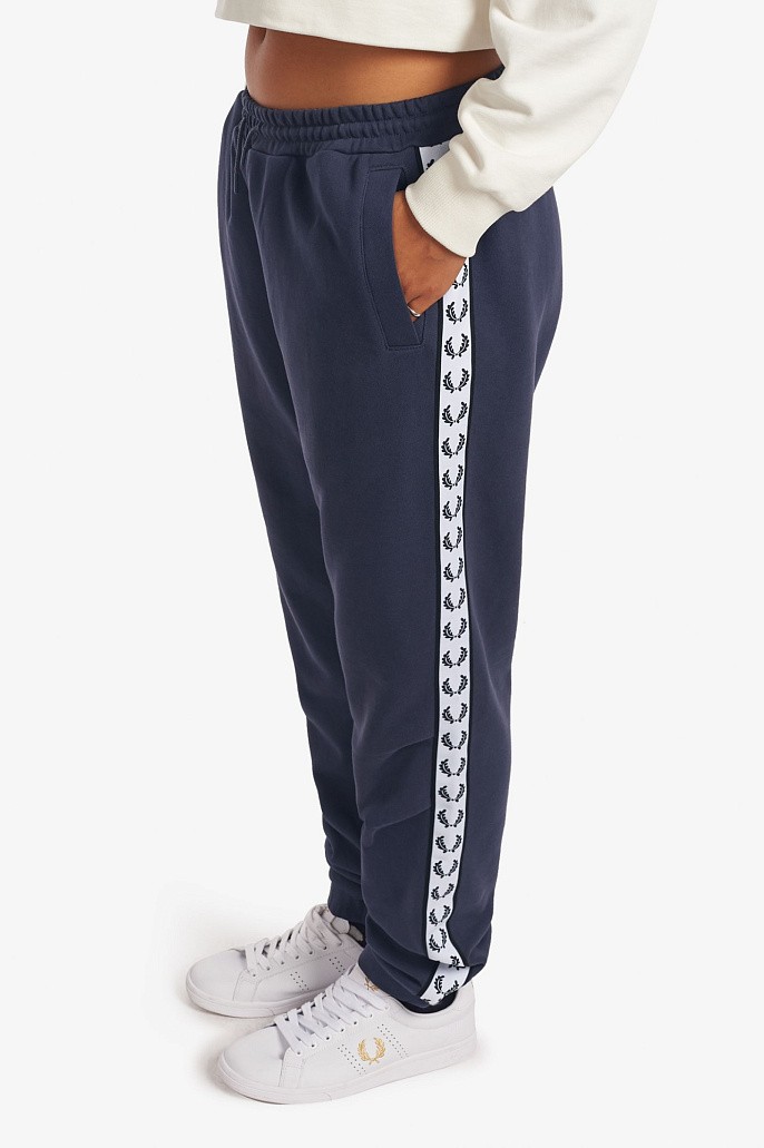 Штаны женские Fred Perry Taped Sweat Pants