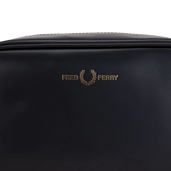 Косметичка Fred Perry Box Leather Wash Bag