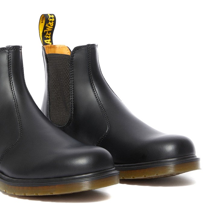 Ботинки унисекс Dr. Martens 2976 Smooth Chelsea